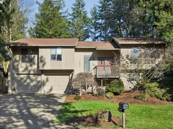 10312 SE 99th Dr, Happy Valley, OR 97086