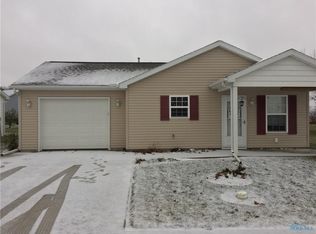 2106 Redbud Ln, Delta, OH 43515
