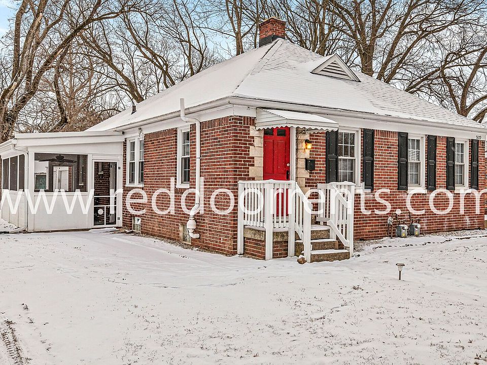 1st image of 5881 Rosslyn Ave