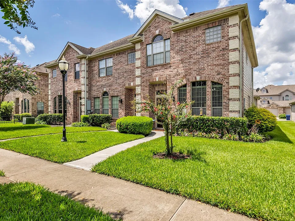 2719 Windy Thicket Ln