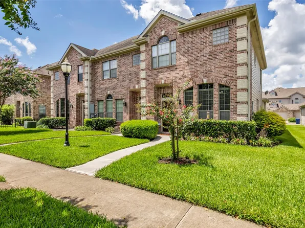 2719 Windy Thicket Ln, Houston, TX 77082