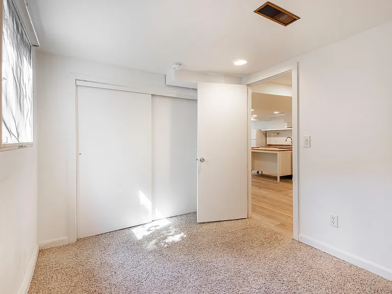 2306 SE Caruthers St #C — Photo 18