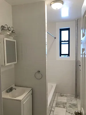 Rented by Silverstreet RE LLC | media 26