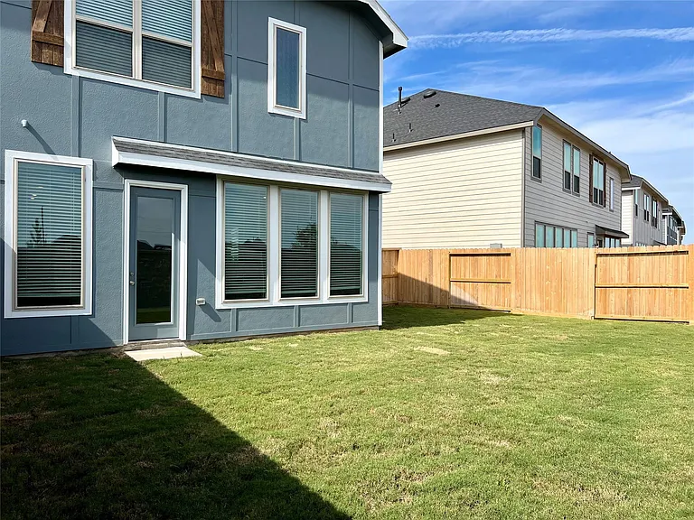 5719 Foggy Vine Ct — Photo 34