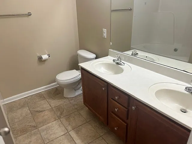 824 Oak Arbor Ct #D — Photo 9