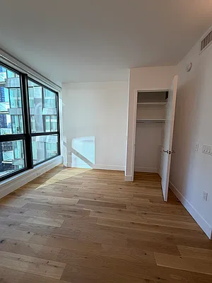 Bedroom, photo 1