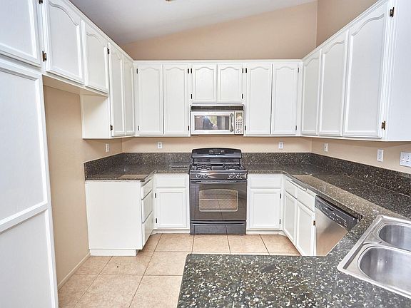 5th image of 14448 Del Amo Dr