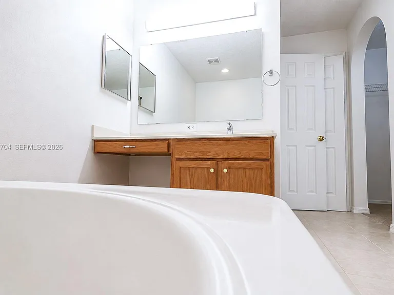 6136 NW Gaylord Ter — Photo 40
