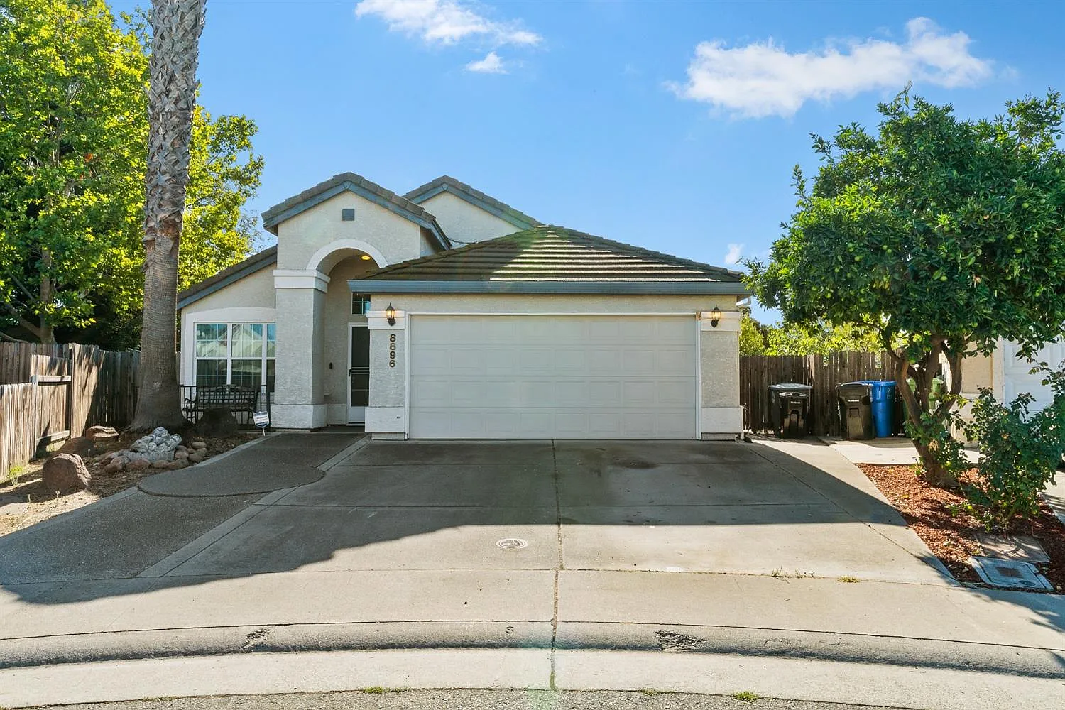 8896 Apple Pear Ct photo 1