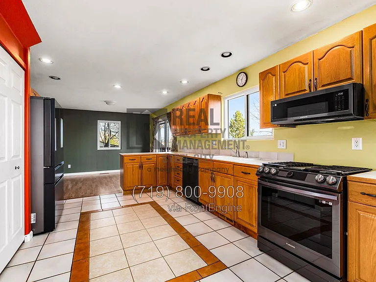 275 W Baldwyn Dr — Photo 11
