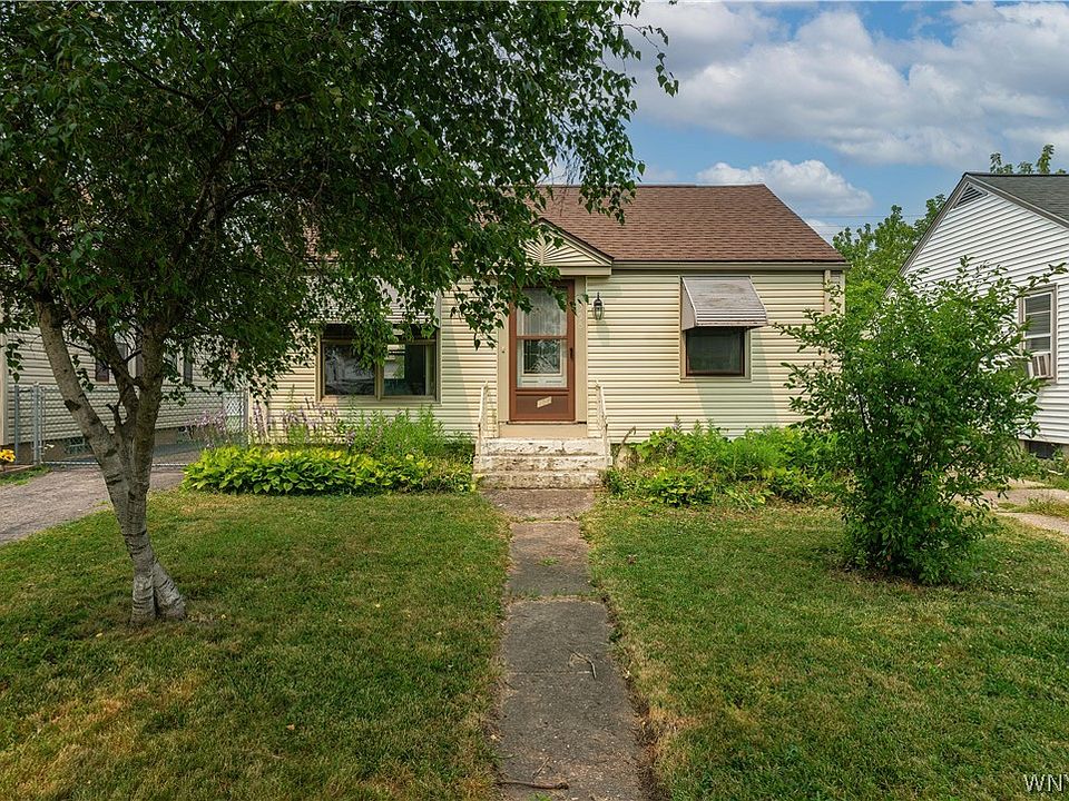 1st image of 358 Taunton Pl
