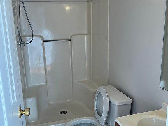 4th image of 7 Harmony Landing Ct #A