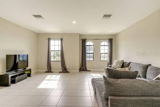 7523 Paradiso Dr — Photo 13