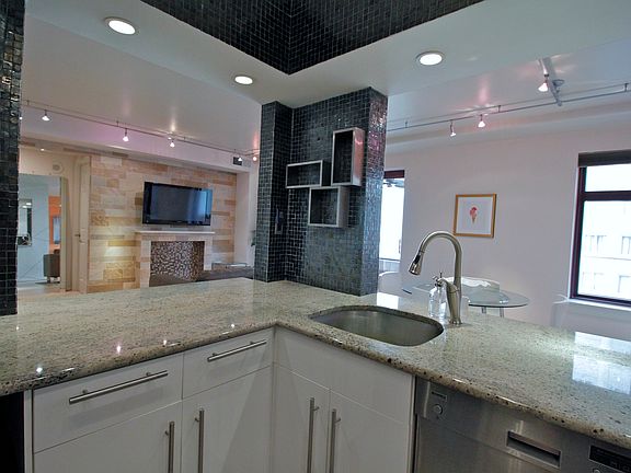 4th image of 2400 Clarendon Blvd #305 #305
