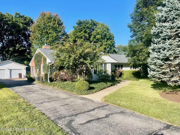106 Spruce Ln, Louisville, KY 40207