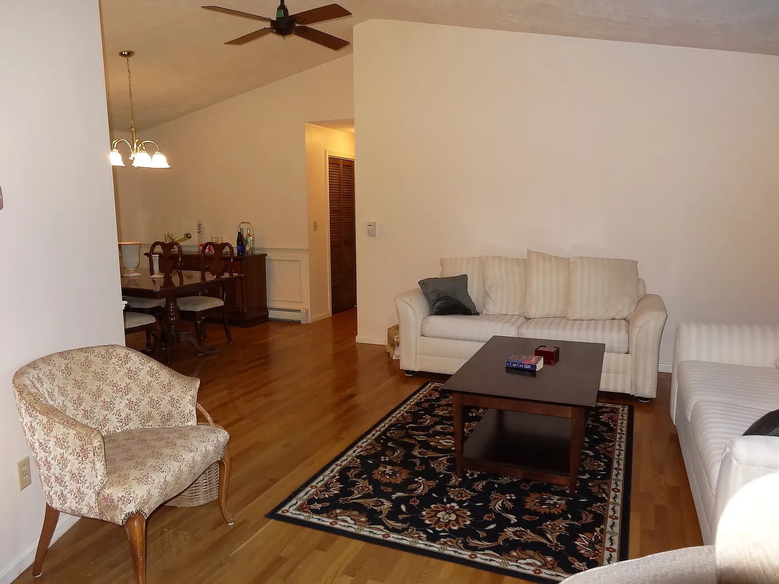 3 bed, 1861 sqft, $2,000 — Photo 4
