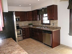 3rd image of 412 Columbia Ave