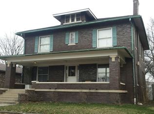 112 S 8th St, Vincennes, IN 47591