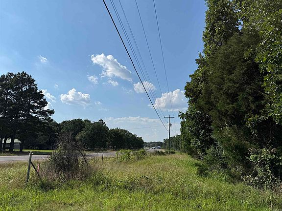 4th image of 2485 Highway 16 N
