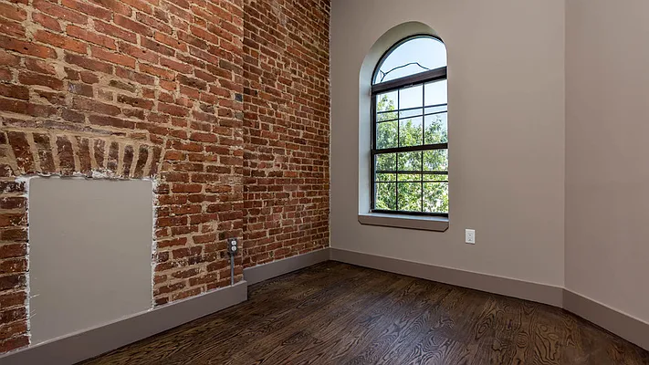 Rented by Nooklyn NYC LLC | media 2