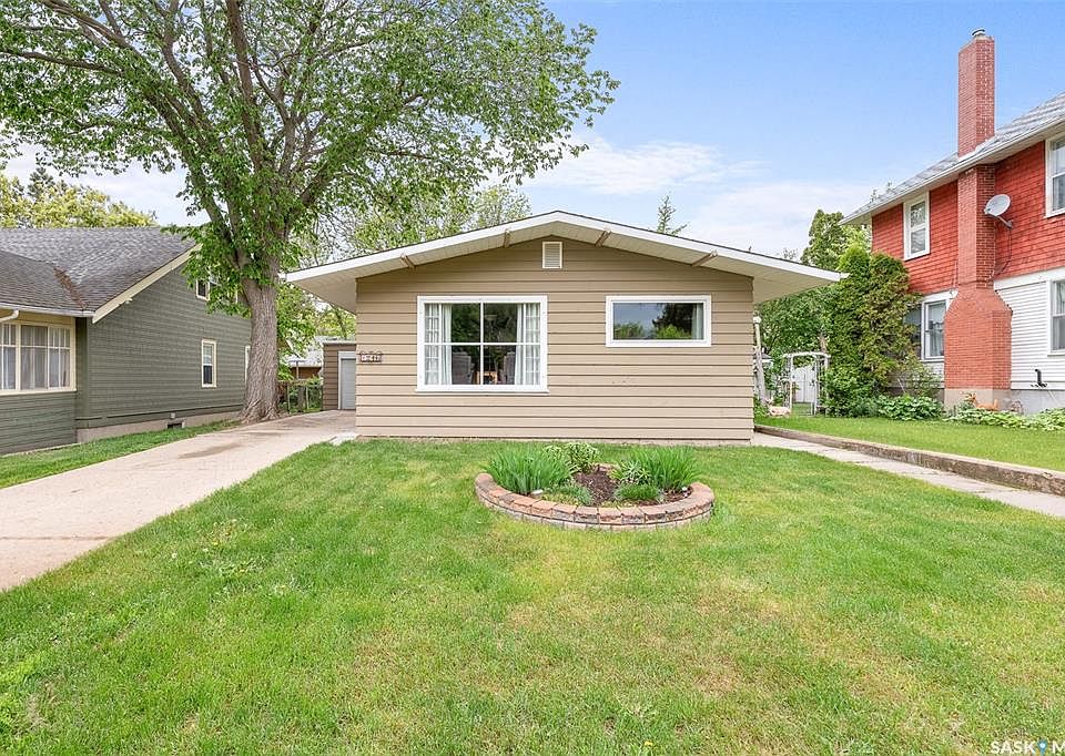 1116 3rd AVENUE NW, Moose Jaw, SK S6H 3V2 | MLS #SK971169 | Zillow