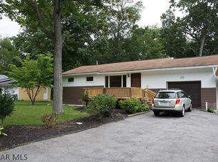 814 Campbell Rd, Tyrone, PA 16686