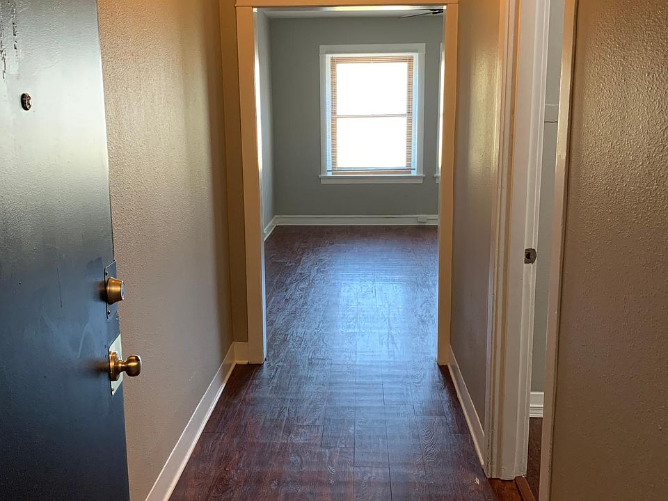 1st image of 902 S Fawcett Ave #1