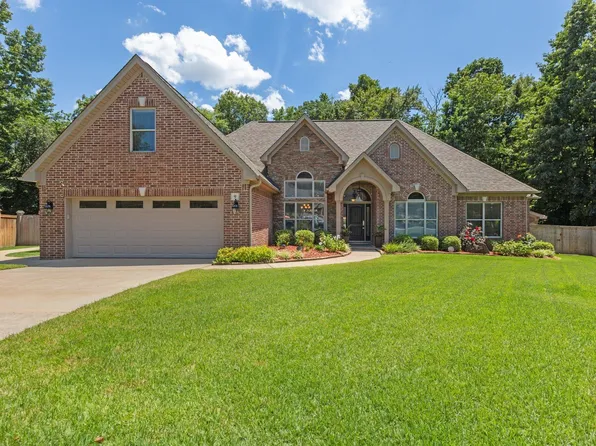 9 Foxfield Cv, Little Rock, AR 72211