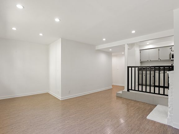 5th image of 9910 Robbins Dr #9910.5