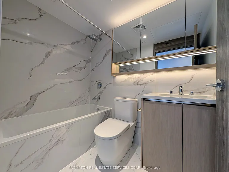 18 Esther Shiner Blvd #2207 — Photo 9
