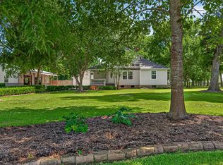 238 Horse Shoe Trl, Angleton, TX 77515