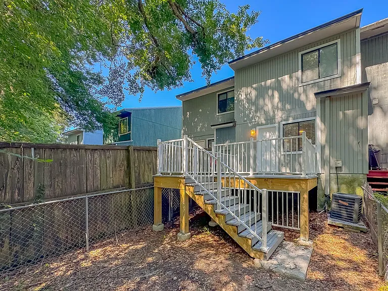2465 Talco Hills Dr #C — Photo 43