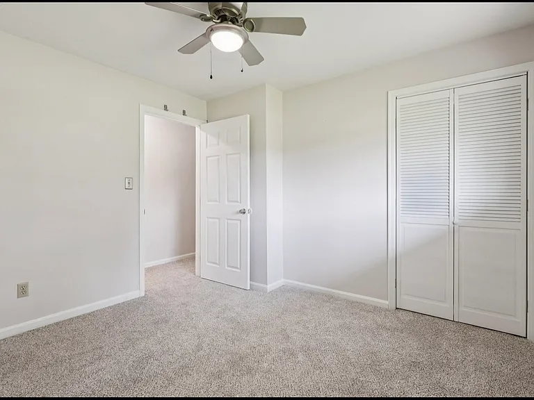 3025 Brookwood Dr — Photo 5