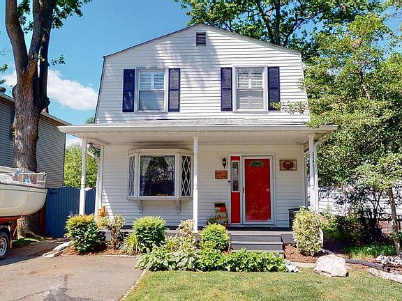 2nd image of 1702 Havre De Grace Dr