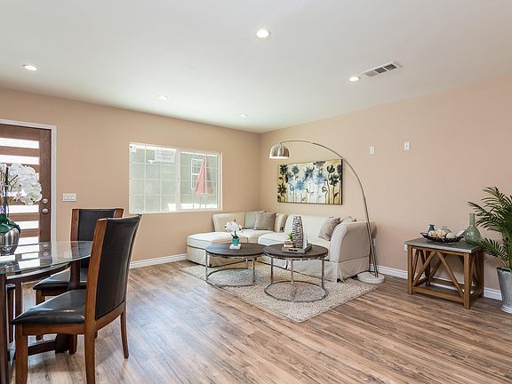 3rd image of 6716 N Cedros Ave