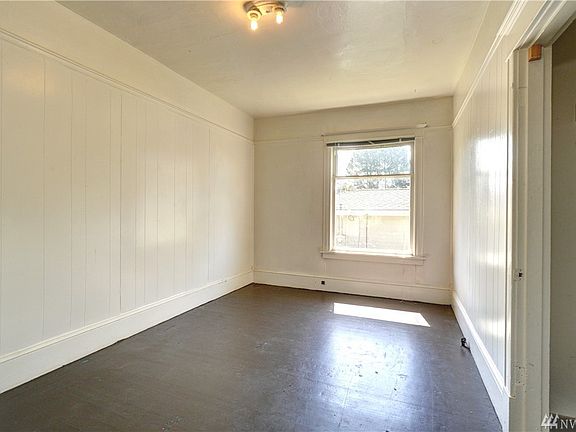 Bedroom. 