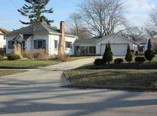 981 W Larch Ave, Muskegon, MI 49441
