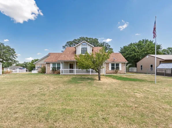 105 Camaron Dr, Shawnee, OK 74804