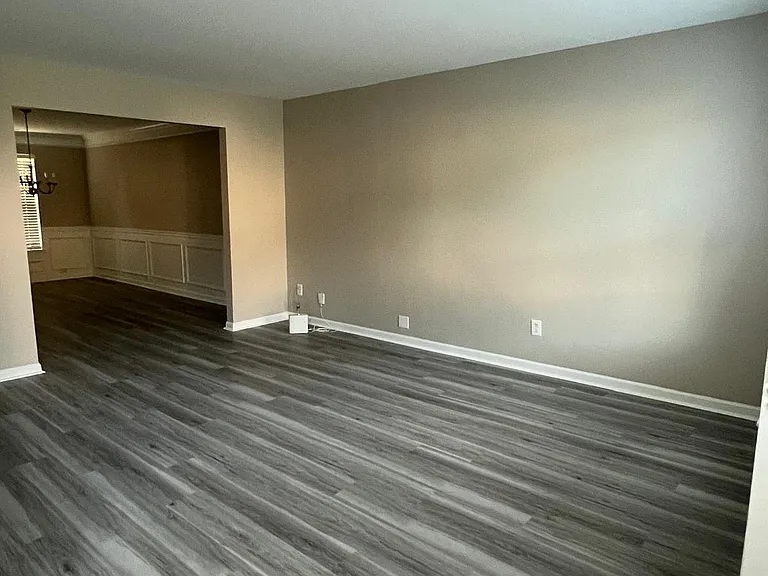 2547 Wrangler Dr SW — Photo 4