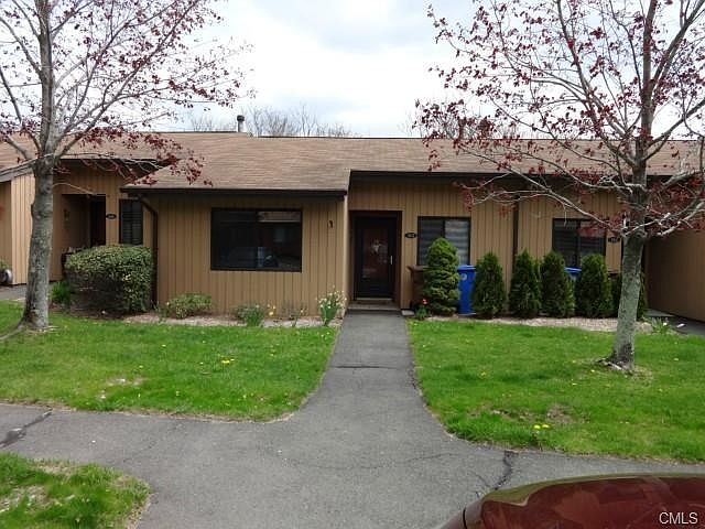 No steps from the parking lot to the condominiums front door.