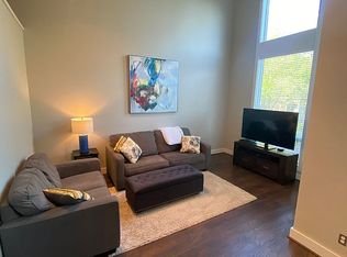 465 S Locust Ave APT 5, Fayetteville, AR 72701