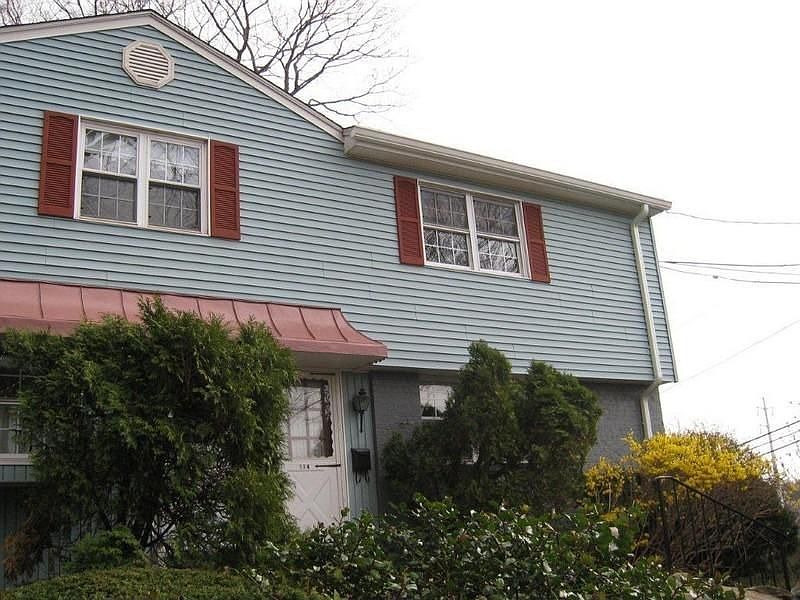 Fabulous 3 Bedroom Town Center Condo