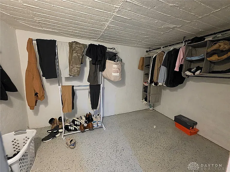 1150 Beaumont Ave — Photo 24