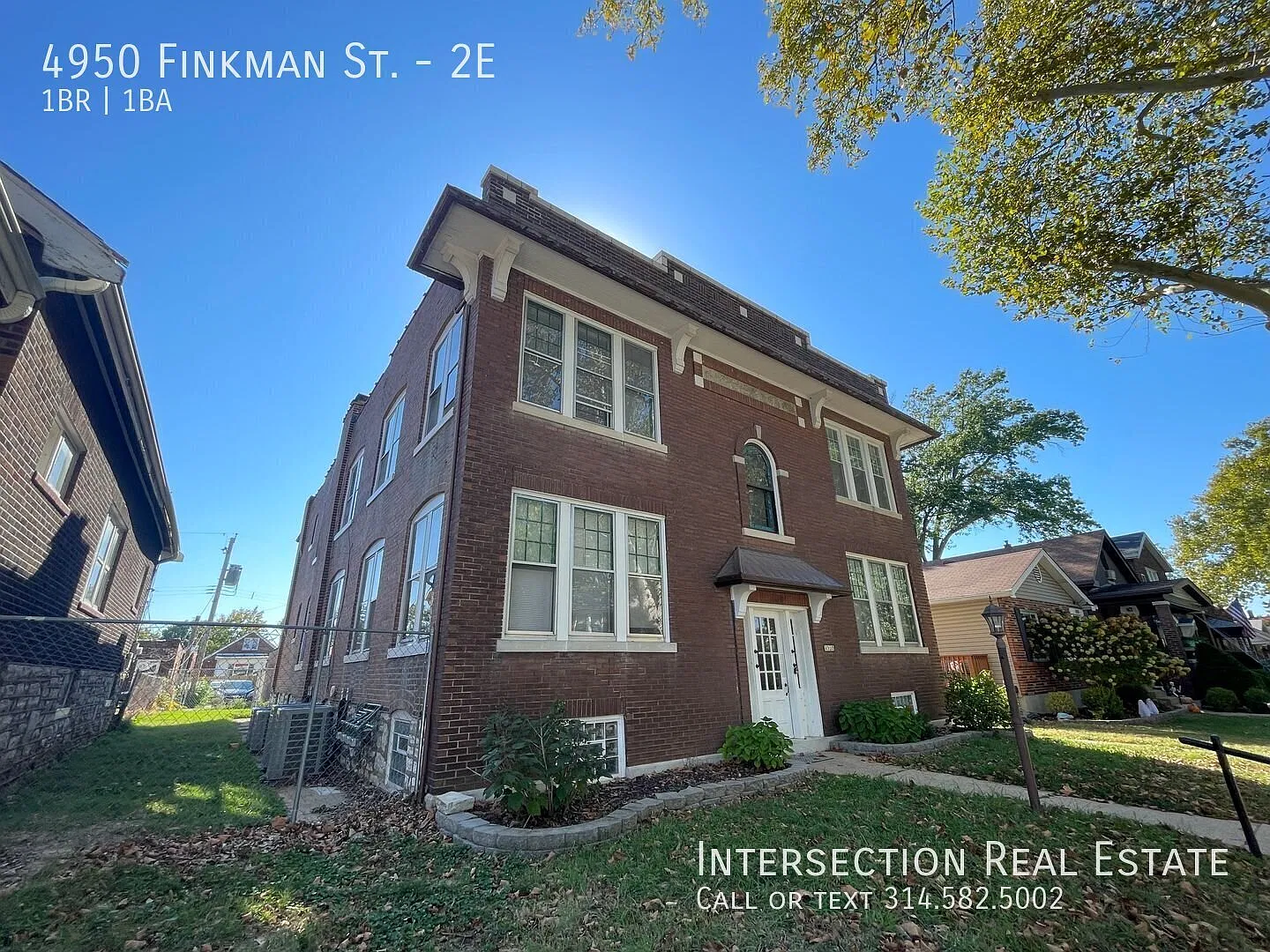 Gorgeous 1Bed/1Bath South City Apt with Bonus Room — Photo 2
