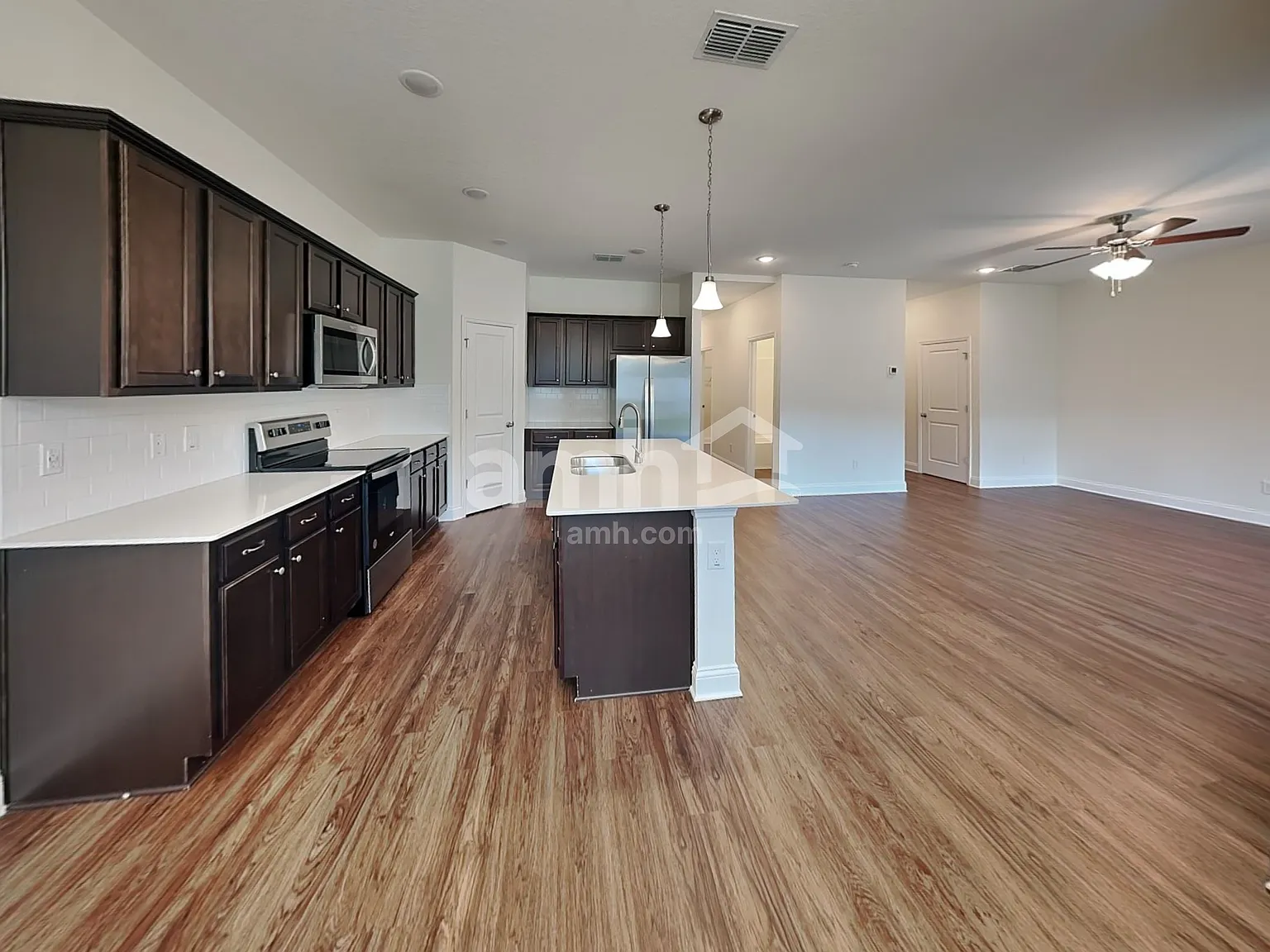 4 bed, 3.0 bath, 2245 sqft, $2,445 — Photo 3