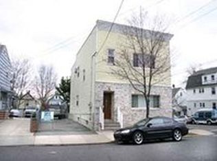 392 Elm St, Kearny, NJ
