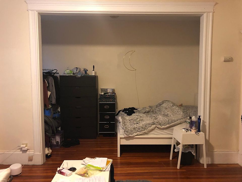 2nd image of 52 Westland Ave #2405