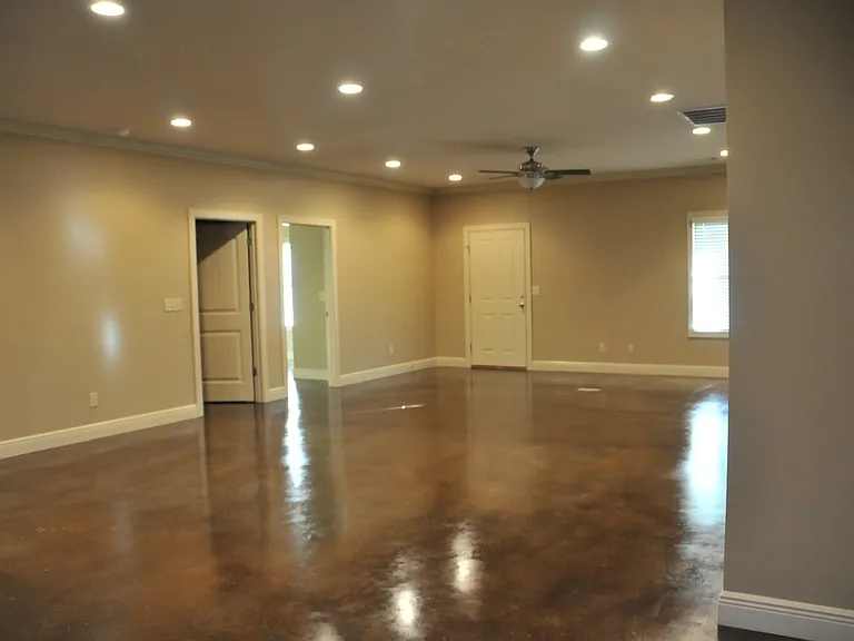 1434 Cloverdale Rd #A-B — Photo 3