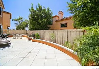 34 Del Trevi — Photo 12