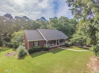 1407 Dartmoor Ln SE, Conyers, GA 30013